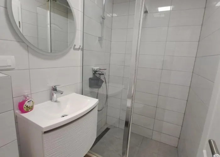 Zgogo Апартаменты *